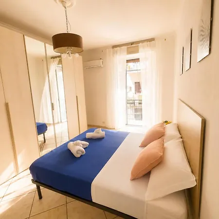 Parthenope Heritage Living Apartman *